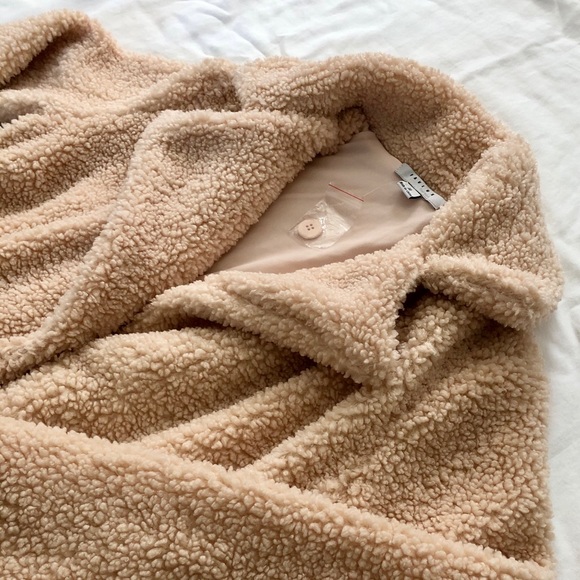 Last One❣️ Cropped Teddy Bear Jacket 🐻 - Picture 2 of 4